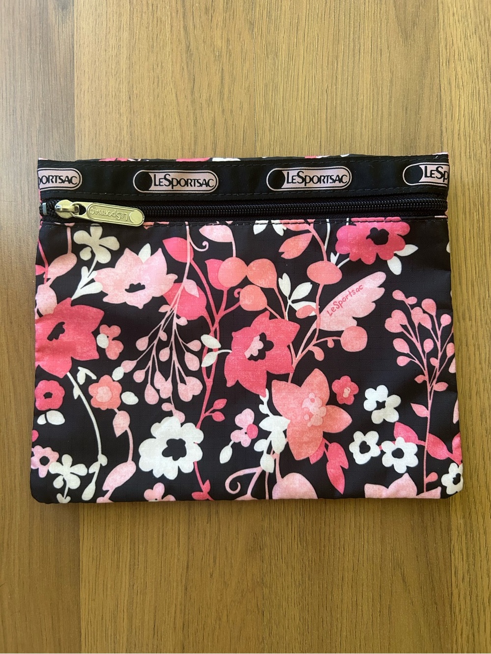 Lesportsac pink black floral zip pouch 8.5”x7” EUC